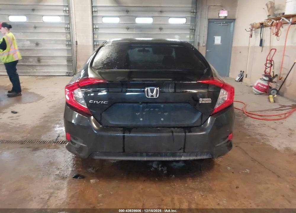 2018 HONDA CIVIC LX VIN: 19XFC2F51JE040600