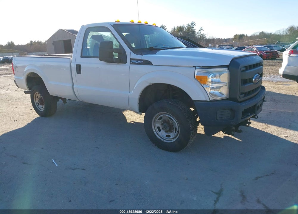 2015 FORD F-250 XL VIN: 1FTBF2B67FEB25626
