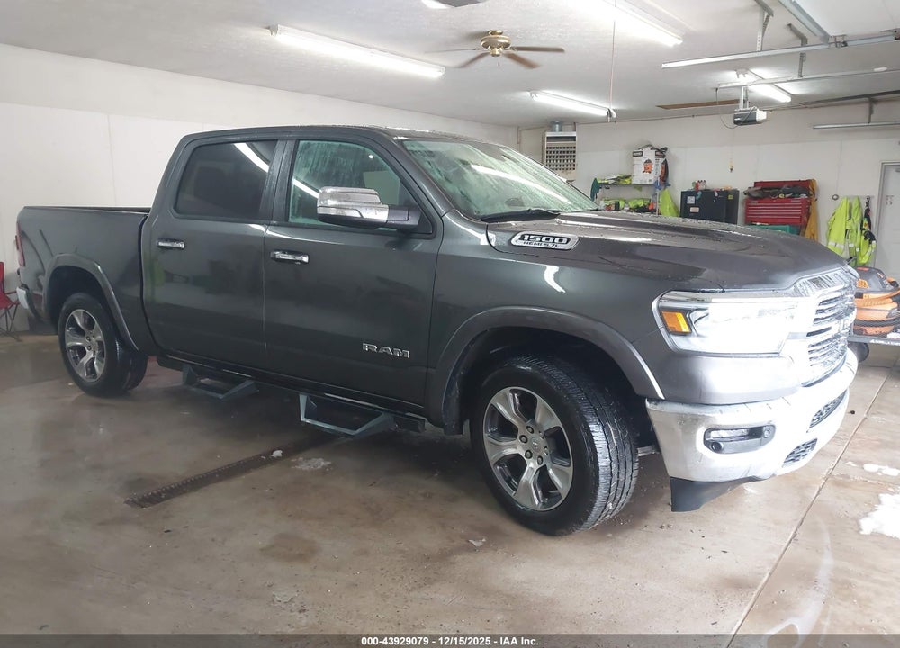 2022 RAM 1500 LAIE  4X4 5'7 BOX VIN: 1C6SRFJT7NN448120