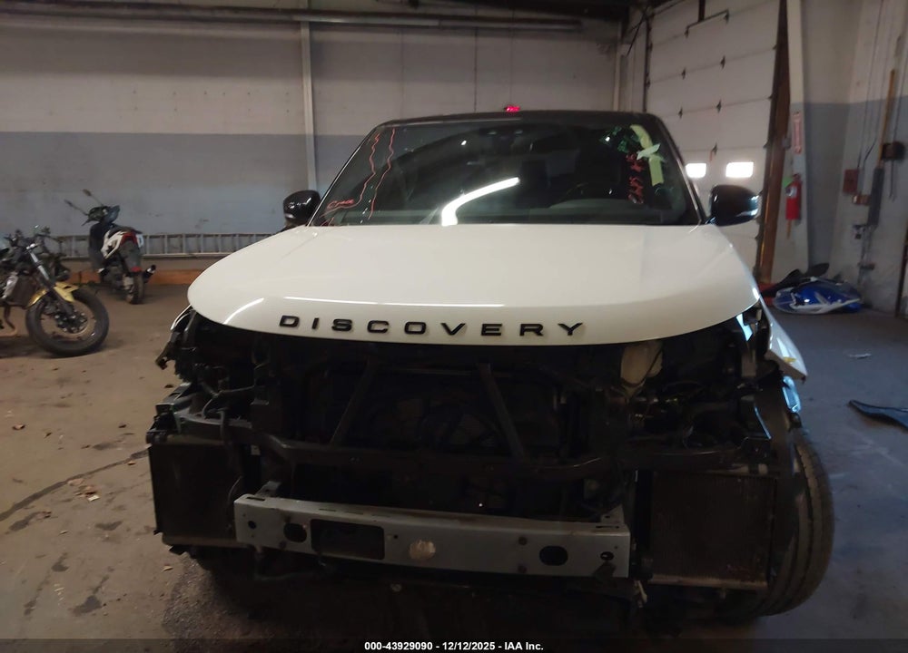 2019 LAND ROVER DISCOVERY HSE VIN: SALRR2RV6K2411152
