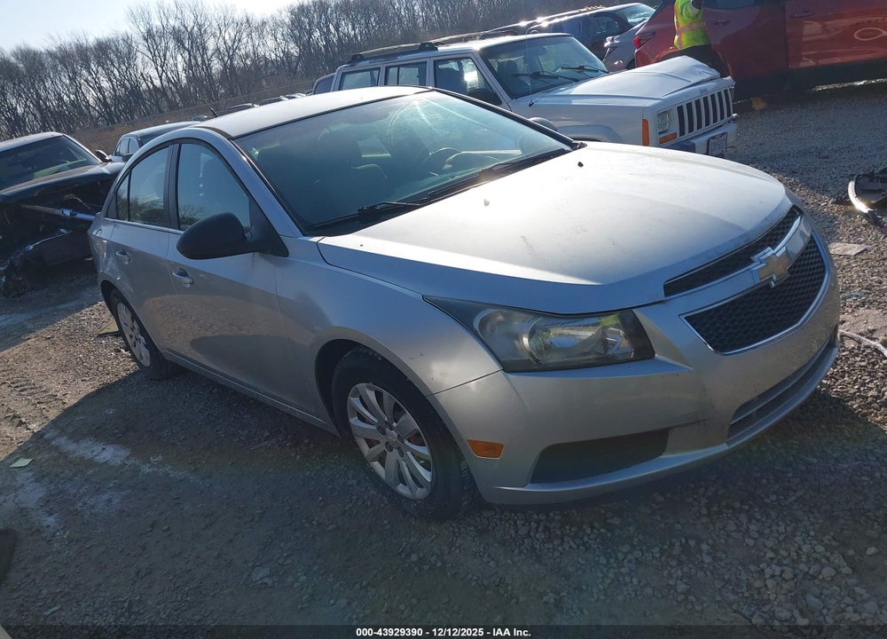 2011 CHEVROLET CRUZE LS VIN: 1G1PC5SH8B7120931