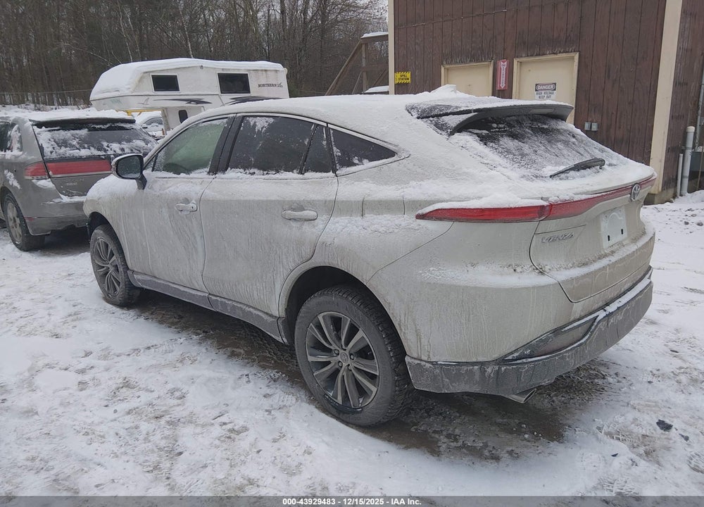 2022 TOYOTA VENZA LE VIN: JTEAAAAH8NJ090605