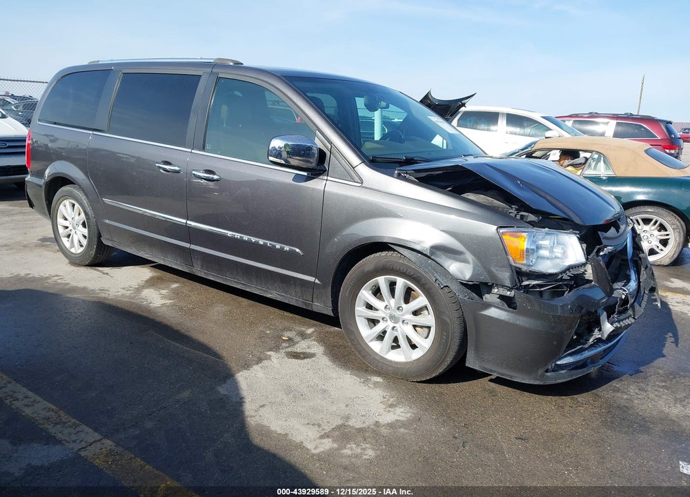 2016 CHRYSLER TOWN & COUNTRY LIMITED PLATINUM VIN: 2C4RC1GG8GR160201