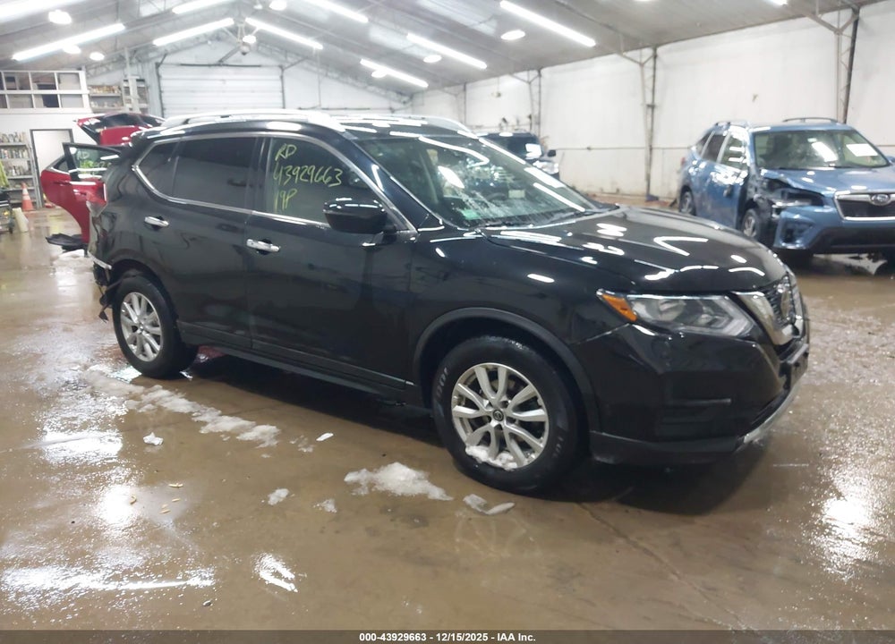 2019 NISSAN ROGUE SV VIN: KNMAT2MV1KP516097