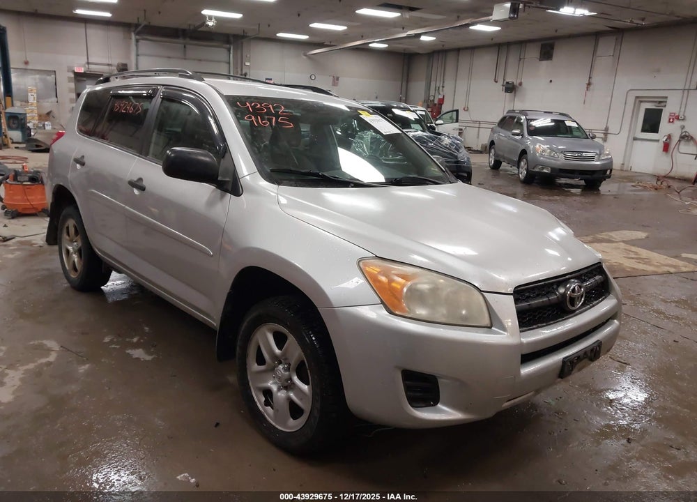 2009 TOYOTA RAV4 VIN: JTMBF33V995000840