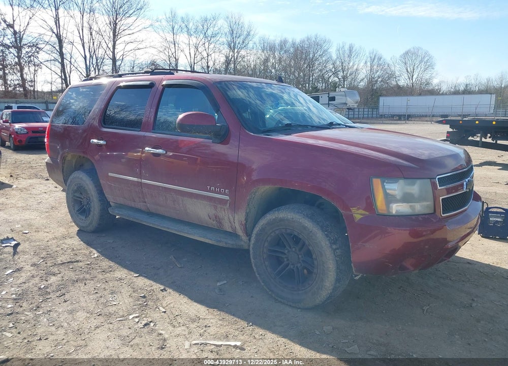 2011 CHEVROLET TAHOE LS VIN: 1GNSKAE05BR208737