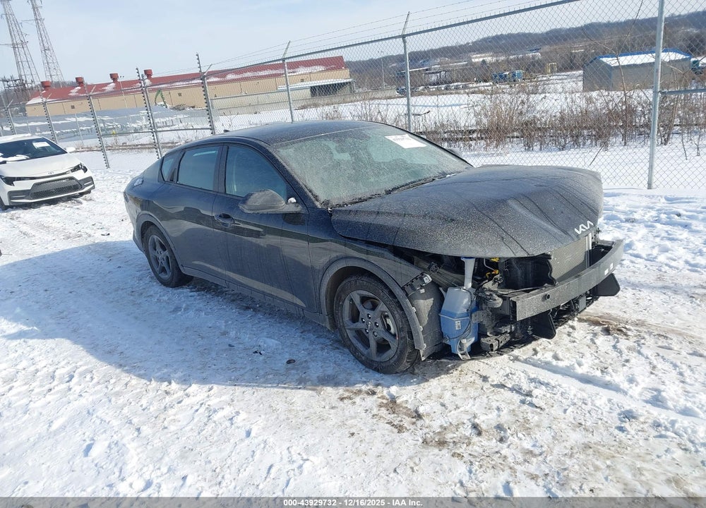2025 KIA K4 LXS VIN: 3KPFT4DE0SE135231