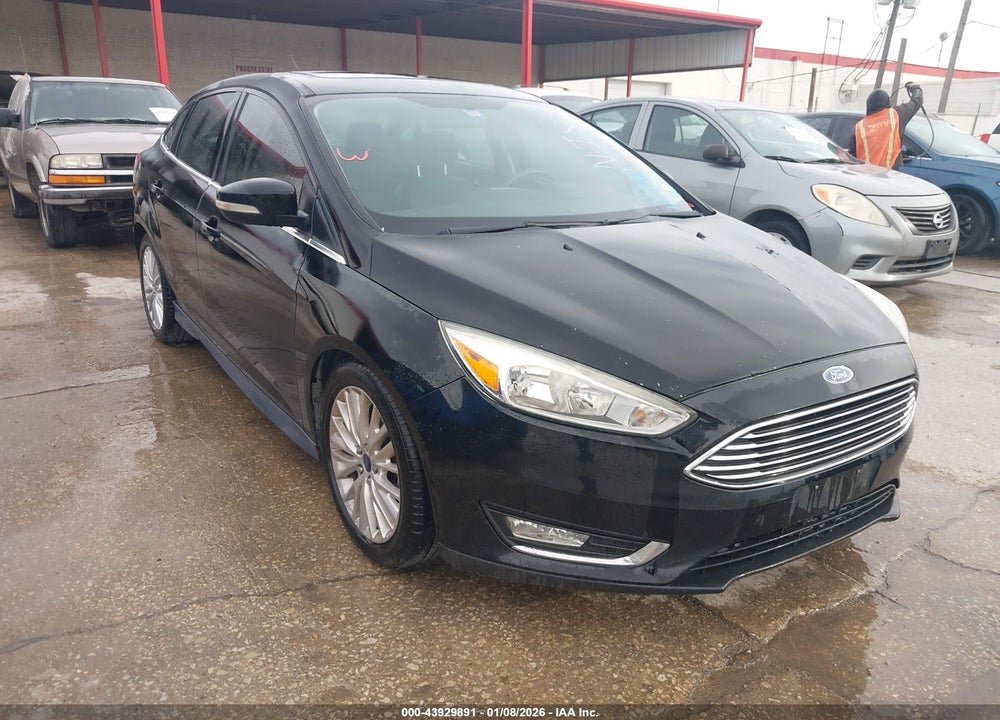 2017 FORD FOCUS TITANIUM VIN: 1FADP3J28HL238595
