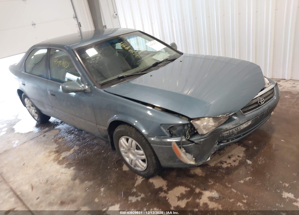 2000 TOYOTA CAMRY LE VIN: 4T1BG28K2YU998836