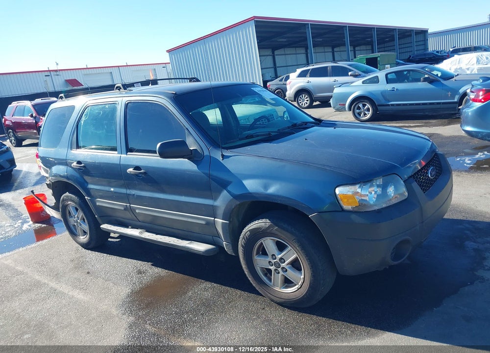 2005 FORD ESCAPE XLS VIN: 1FMYU92Z35KD99355