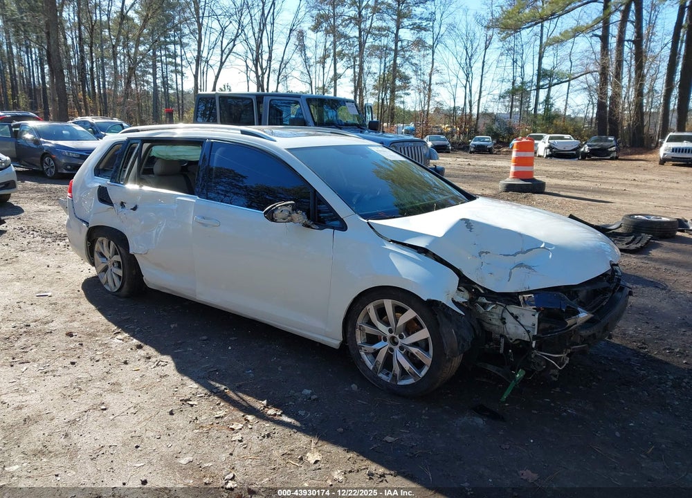 2018 VOLKSWAGEN GOLF SPORTWAGEN TSI SEL VIN: 3VWL17AU9JM762159