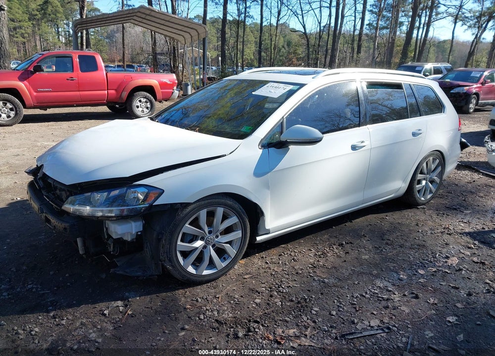 2018 VOLKSWAGEN GOLF SPORTWAGEN TSI SEL VIN: 3VWL17AU9JM762159