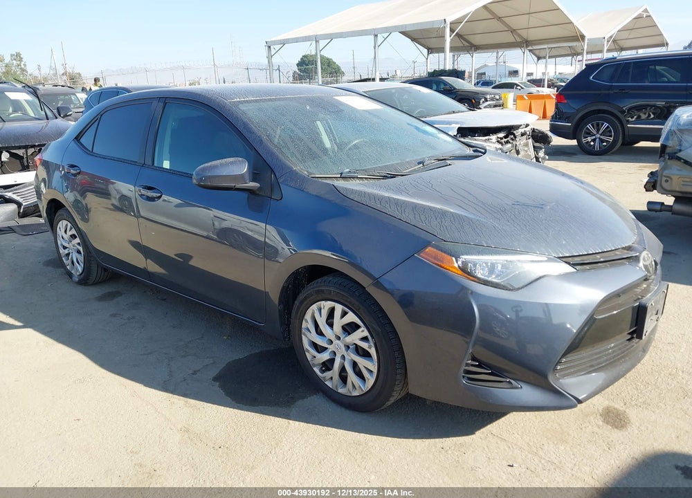 2018 TOYOTA COROLLA LE VIN: 5YFBURHE8JP778359