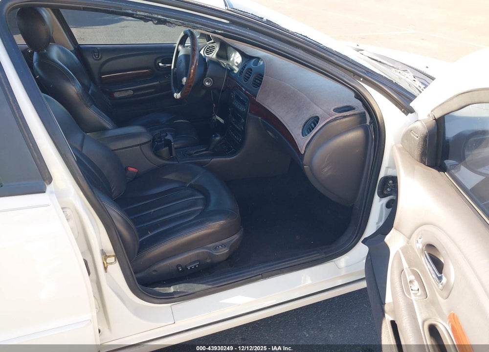 2000 CHRYSLER 300M VIN: 2C3HE66G6YH325503