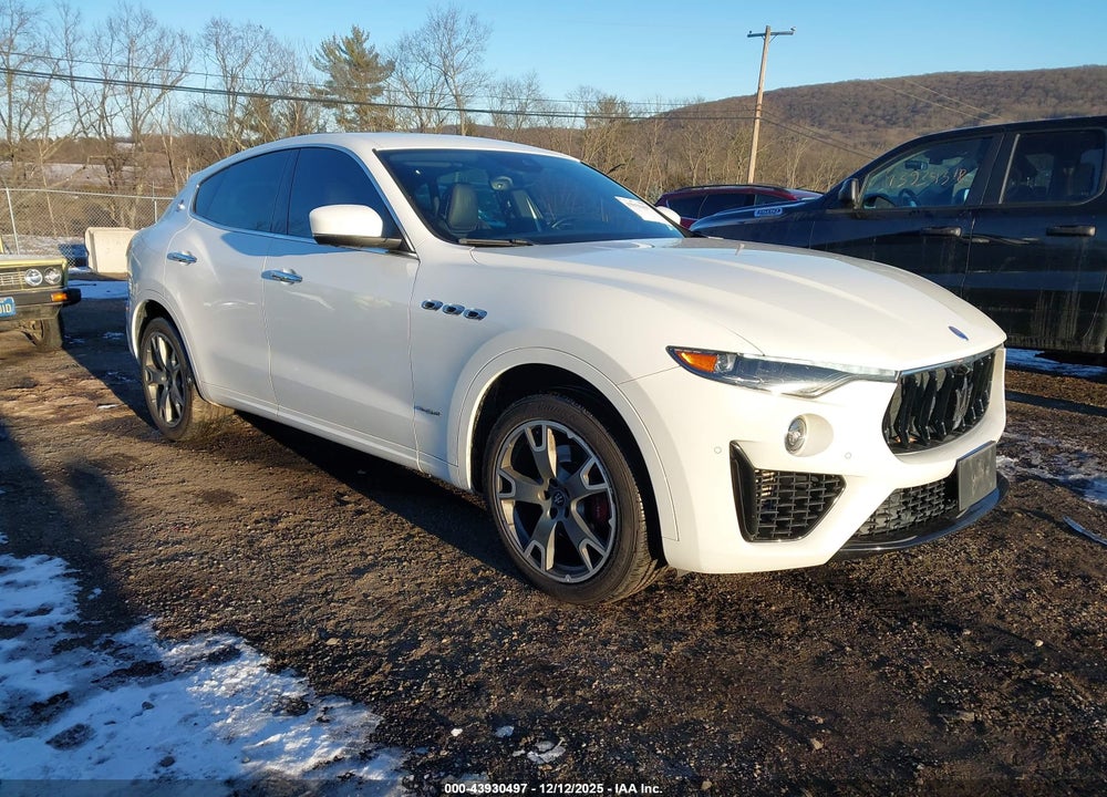 2020 MASERATI LEVANTE GRANSPORT VIN: ZN661XUS3LX341446