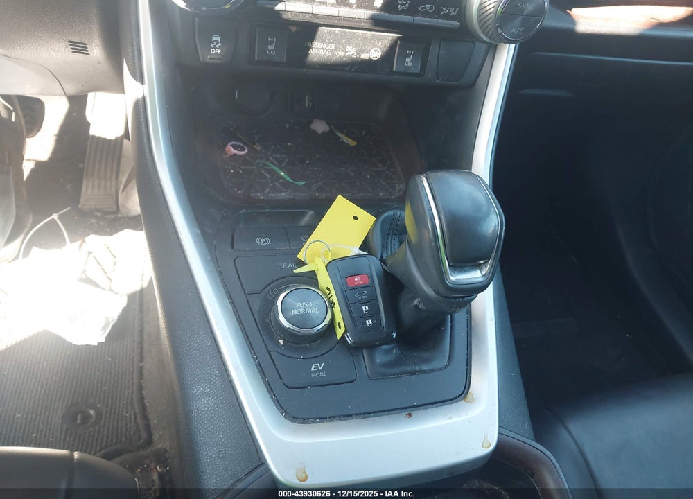 2019 TOYOTA RAV4 HYBRID LIMITED VIN: 2T3DWRFV7KW006061