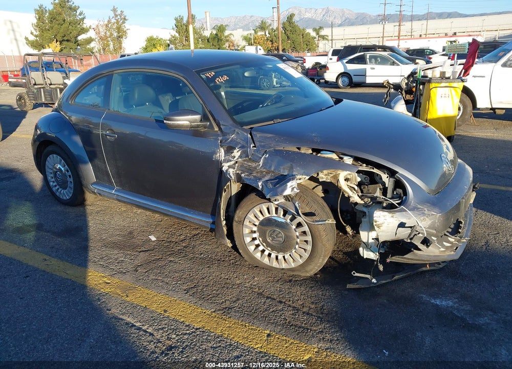 2014 VOLKSWAGEN BEETLE 2.5L VIN: 3VWJP7AT4EM612866