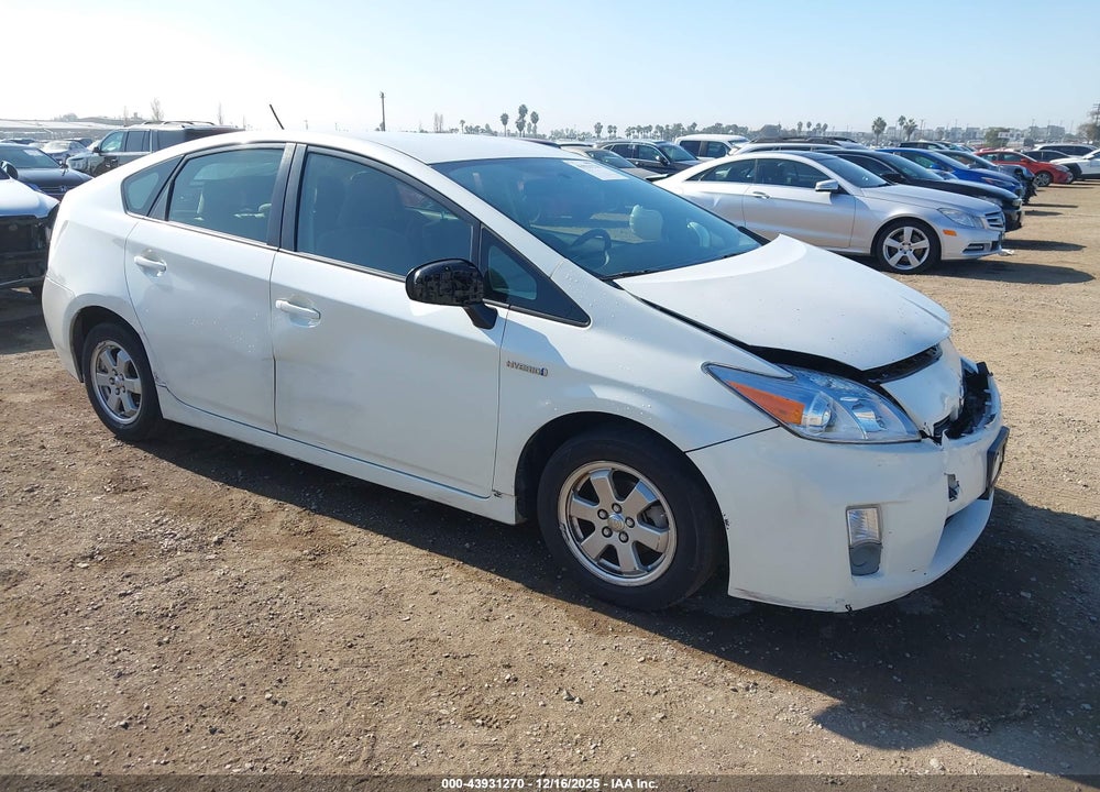2011 TOYOTA PRIUS THREE VIN: JTDKN3DU9B1330693