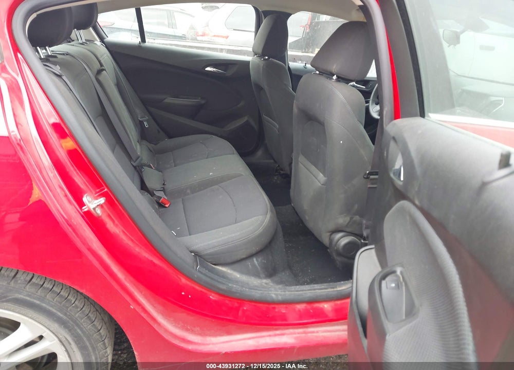 2017 CHEVROLET CRUZE LT AUTO VIN: 1G1BE5SM1H7123020