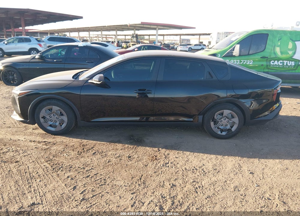 2025 KIA K4 LX VIN: 3KPFT4DEXSE077483