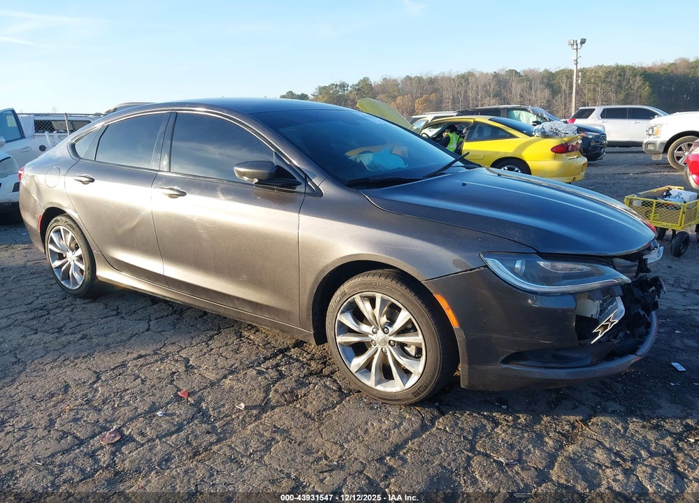 2016 CHRYSLER 200 S VIN: 1C3CCCBB8GN153067