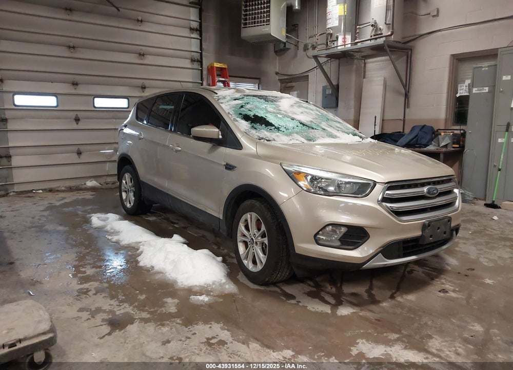 2017 FORD ESCAPE SE VIN: 1FMCU9GD6HUC23819
