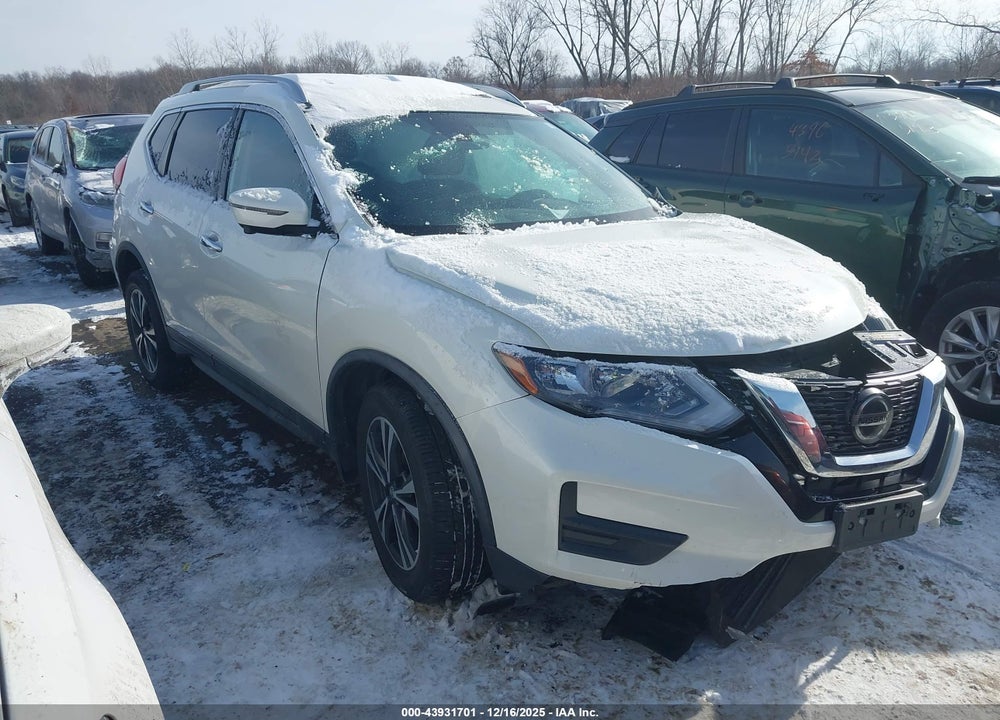 2019 NISSAN ROGUE SV VIN: JN8AT2MV0KW388607