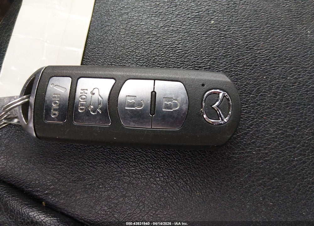 2014 MAZDA 3 I TOURING VIN: JM1BM1V71E1171740