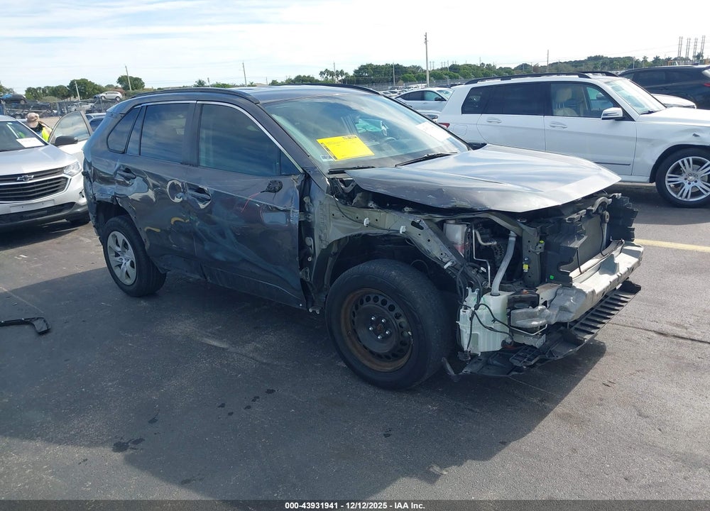 2020 TOYOTA RAV4 LE VIN: 2T3H1RFV2LW067545