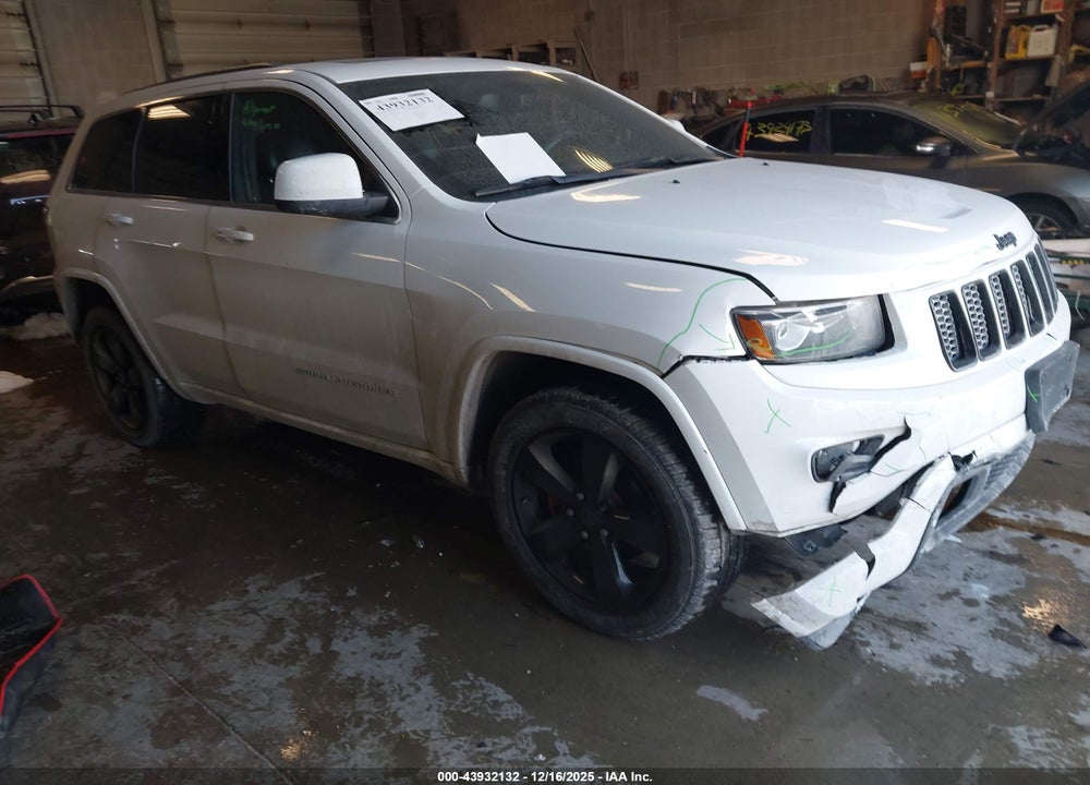 2015 JEEP GRAND CHEROKEE ALTITUDE VIN: 1C4RJFAG8FC899183
