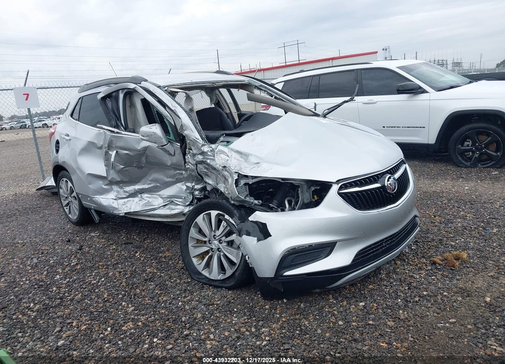 2018 BUICK ENCORE PREFERRED VIN: KL4CJASB5JB625136