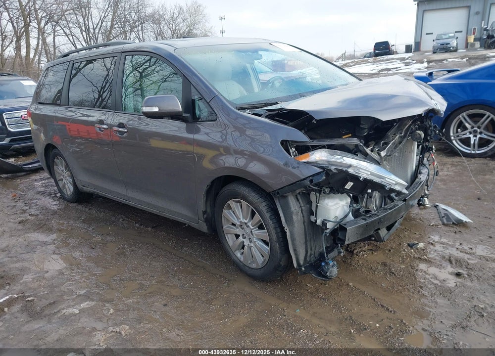 2013 TOYOTA SIENNA LIMITED V6 7 PASSENGER VIN: 5TDYK3DC2DS380819