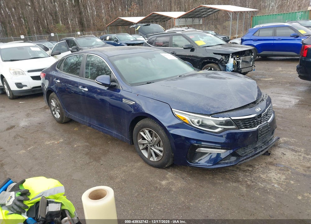 2019 KIA OPTIMA LX VIN: 5XXGT4L3XKG304182