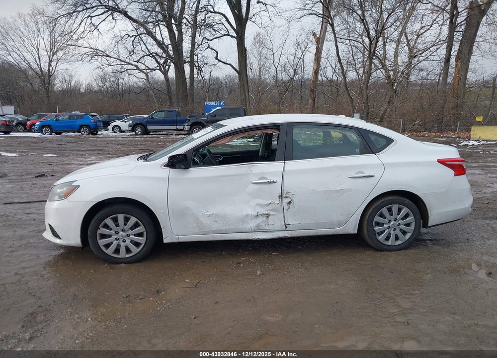 2017 NISSAN SENTRA SV VIN: 3N1AB7APXHY354227