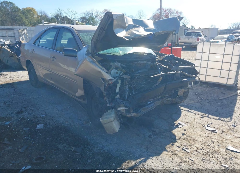 2002 TOYOTA CAMRY LE VIN: 4T1BE32K52U039197