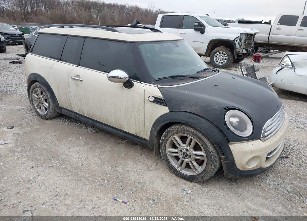 2012 MINI COOPER CLUBMAN VIN: WMWZF3C57CT189292