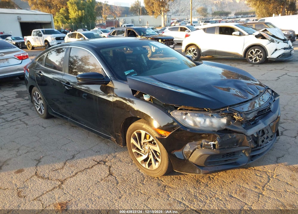 2018 HONDA CIVIC EX VIN: 2HGFC2F75JH582371
