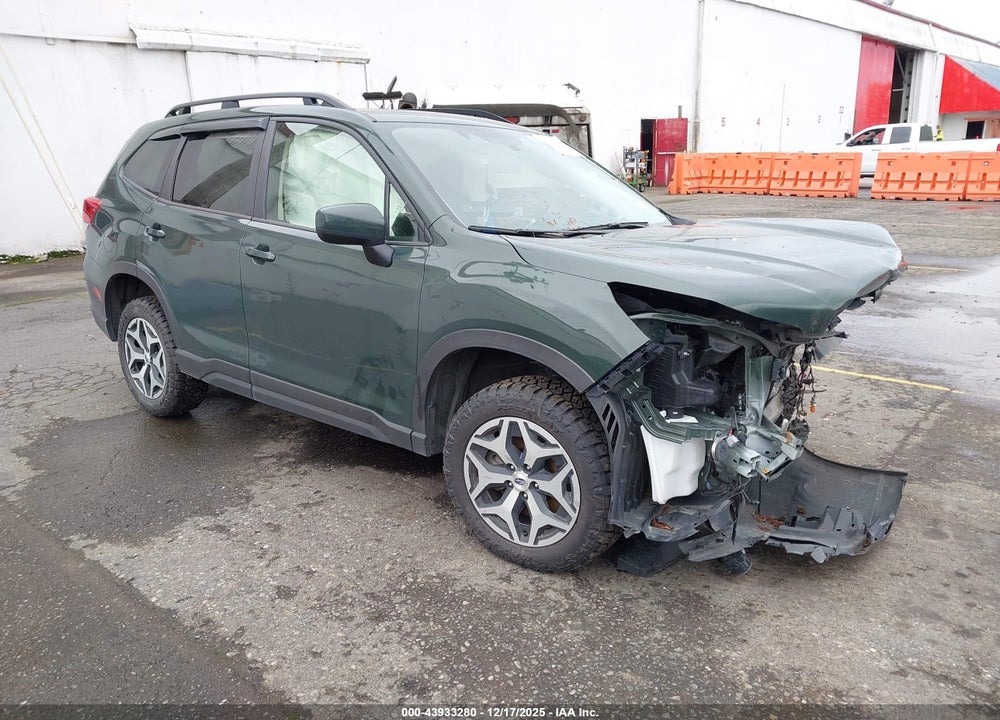 2024 SUBARU FORESTER PREMIUM VIN: JF2SKADC4RH453406
