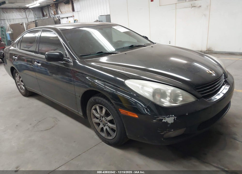2002 LEXUS ES 300 VIN: JTHBF30G220021309