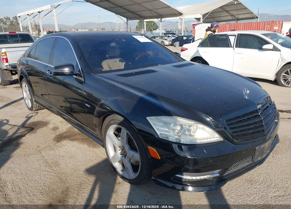 2012 MERCEDES-BENZ S 550 VIN: WDDNG7DBXCA480980