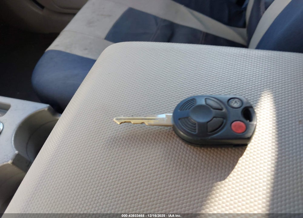 2008 FORD ESCAPE XLT VIN: 1FMCU93188KE59976