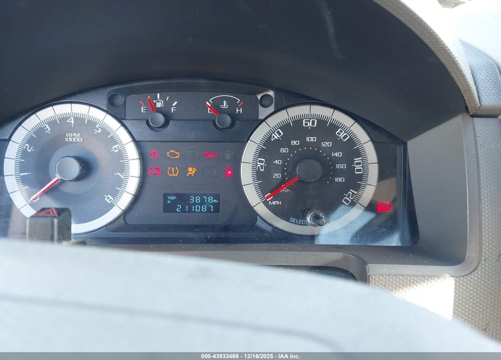 2008 FORD ESCAPE XLT VIN: 1FMCU93188KE59976