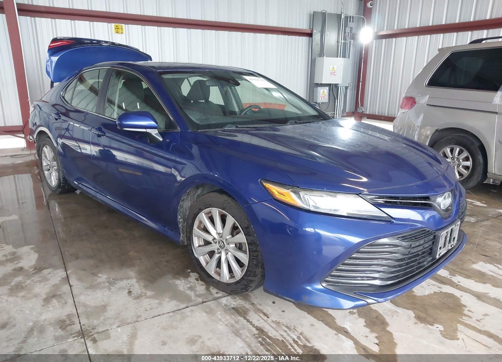 2018 TOYOTA CAMRY LE VIN: JTNB11HK4J3002265