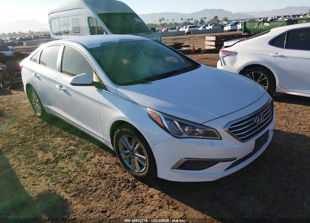 2016 HYUNDAI SONATA SE VIN: 5NPE24AF9GH335801