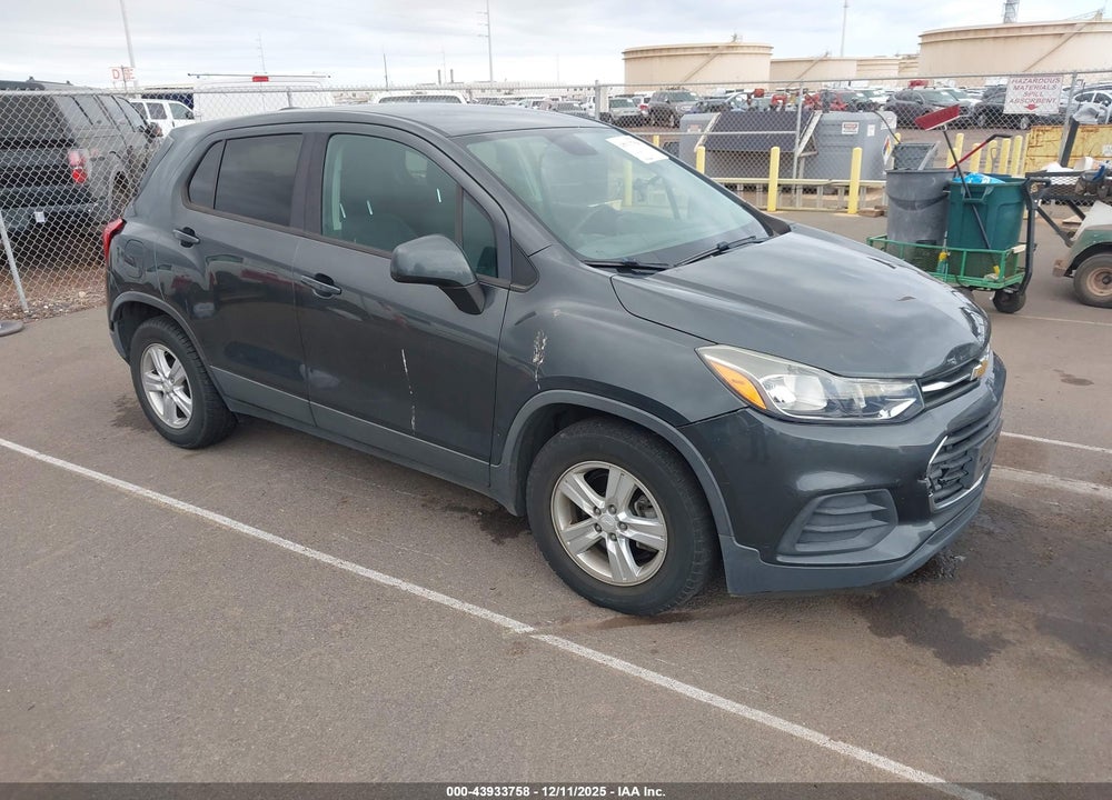 2019 CHEVROLET TRAX LS VIN: 3GNCJKSB1KL246802