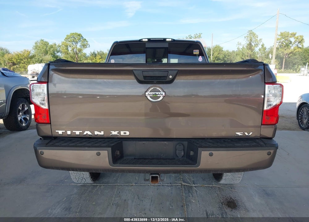 2017 NISSAN TITAN XD SV GAS VIN: 1N6AA1F22HN510801