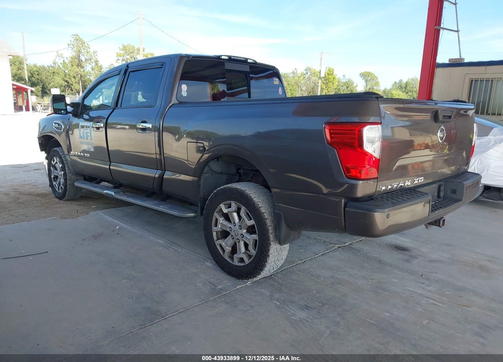 2017 NISSAN TITAN XD SV GAS VIN: 1N6AA1F22HN510801