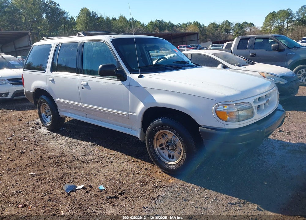 2000 FORD EXPLORER XLS VIN: 1FMZU62X6YZB80838