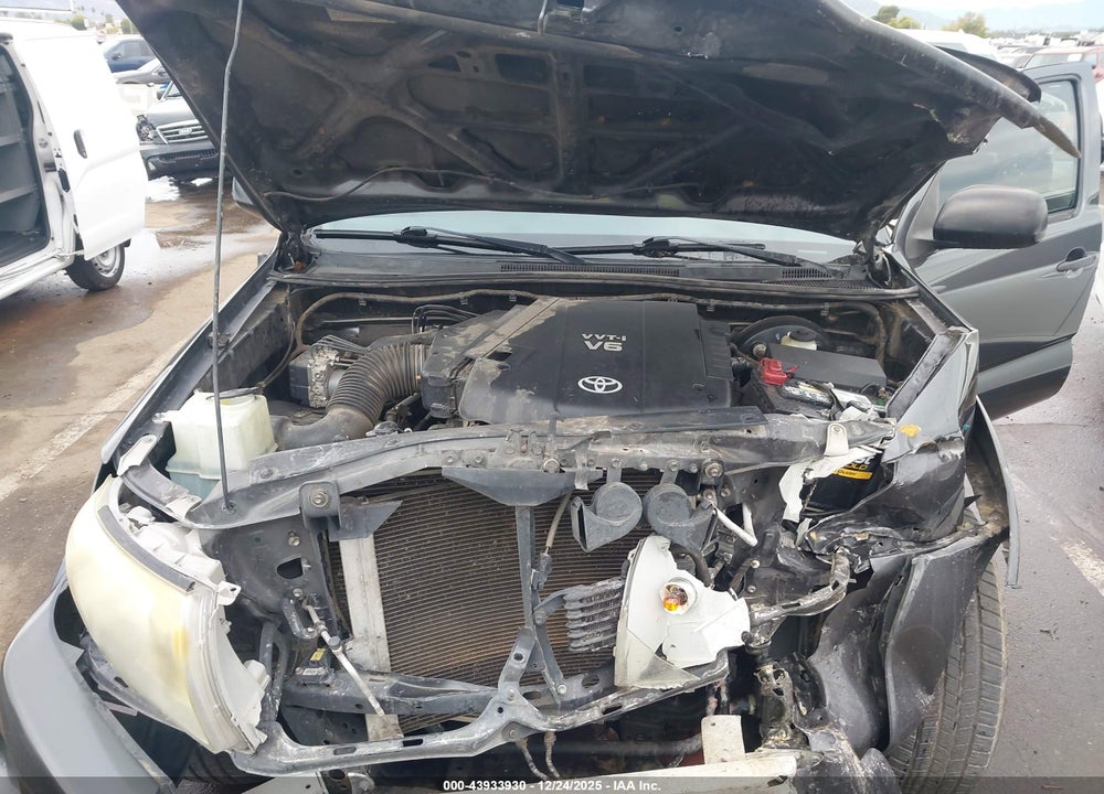 2011 TOYOTA TACOMA PRERUNNER V6 VIN: 3TMKU4HN8BM027497