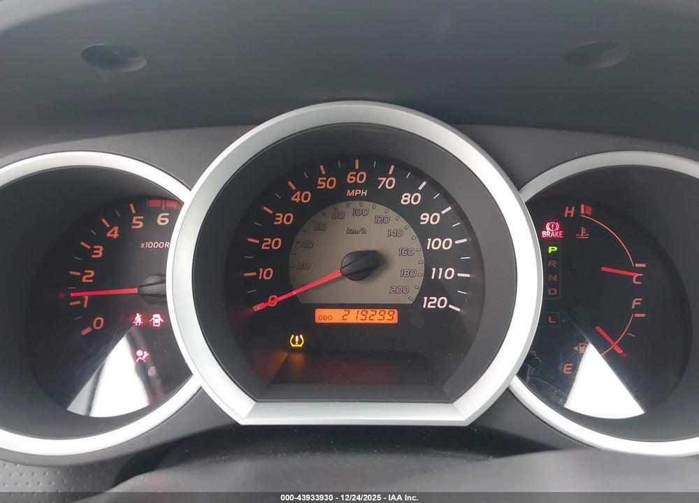 2011 TOYOTA TACOMA PRERUNNER V6 VIN: 3TMKU4HN8BM027497